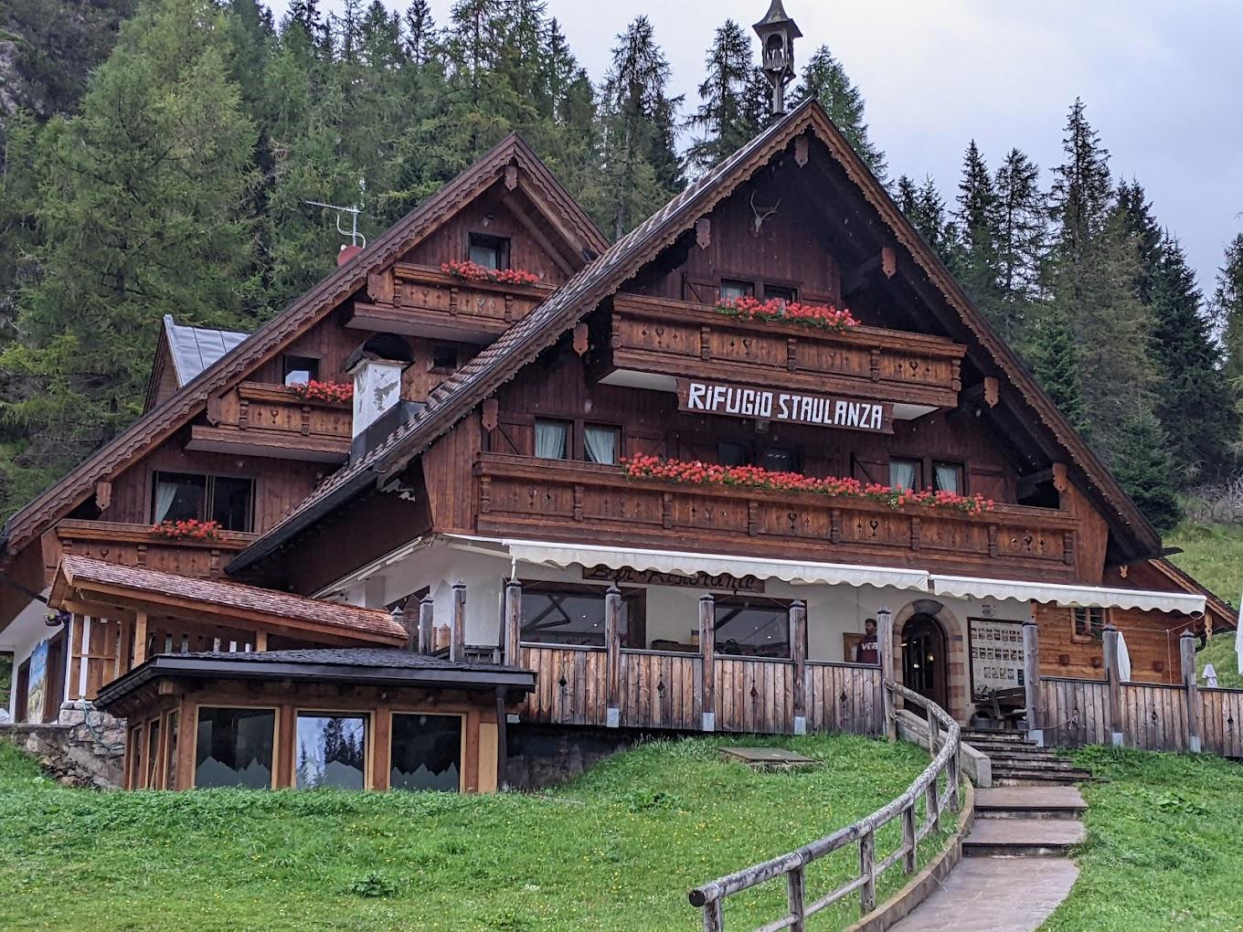 Rifugio Passo Staulanza image 1