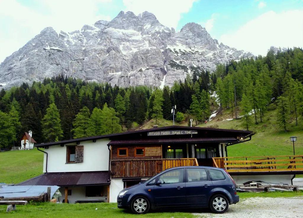 Rifugio Passo Duran (the name remains the same in French)