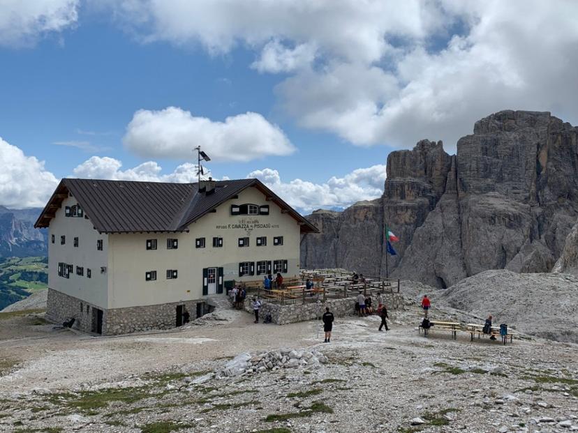 Rifugio Pisciadù image 1
