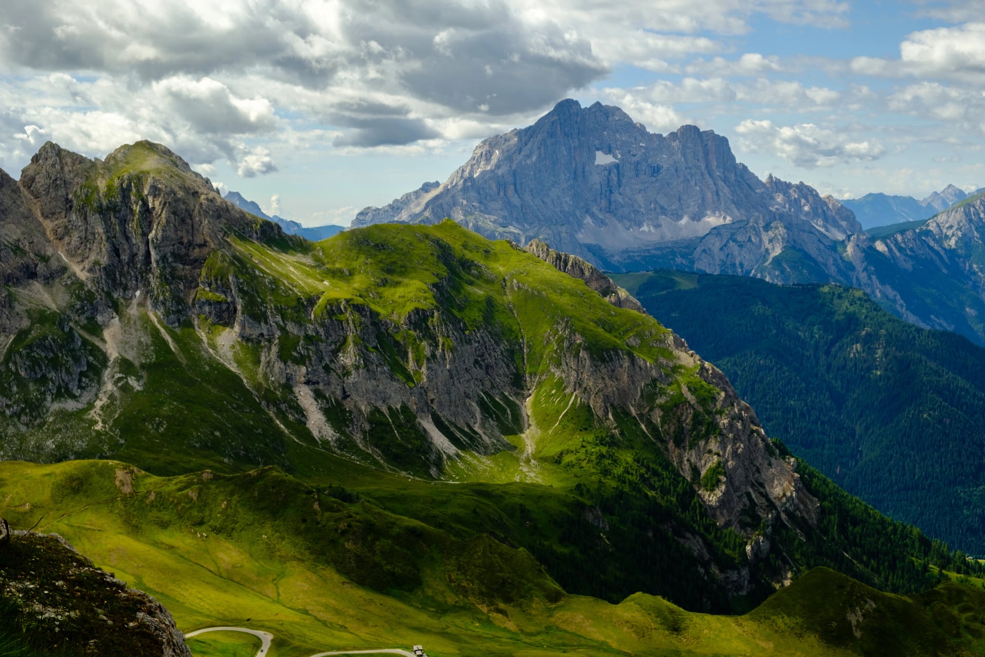 Bergwandern auf dem Dolomiten Höhenweg 1, Alta Via 1, Italien