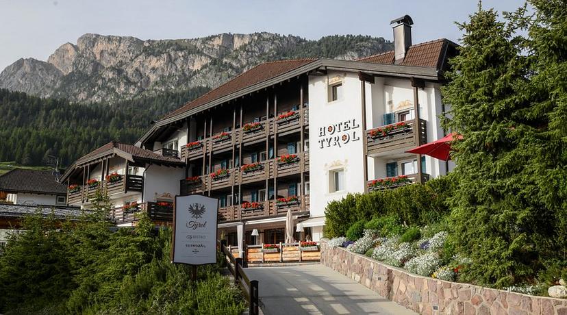 Hotel Tyrol – Selva Val Gardena image 1