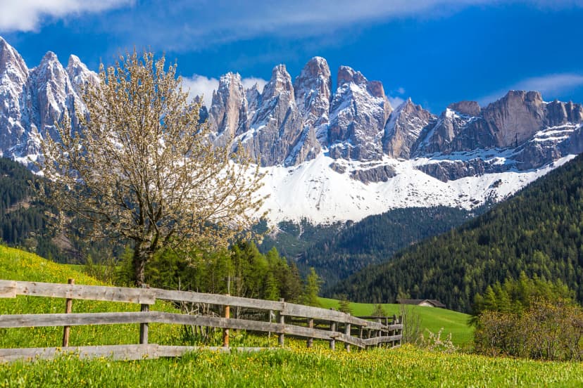 Südtirol, Geisslerspitzen im Villnösstal