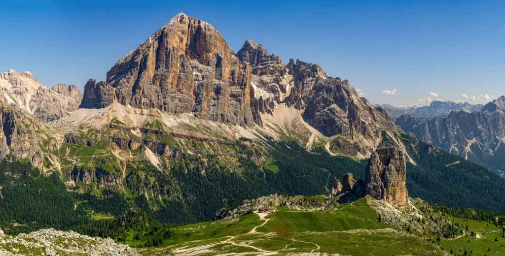 Cinque Torri en Tofana di Rozes