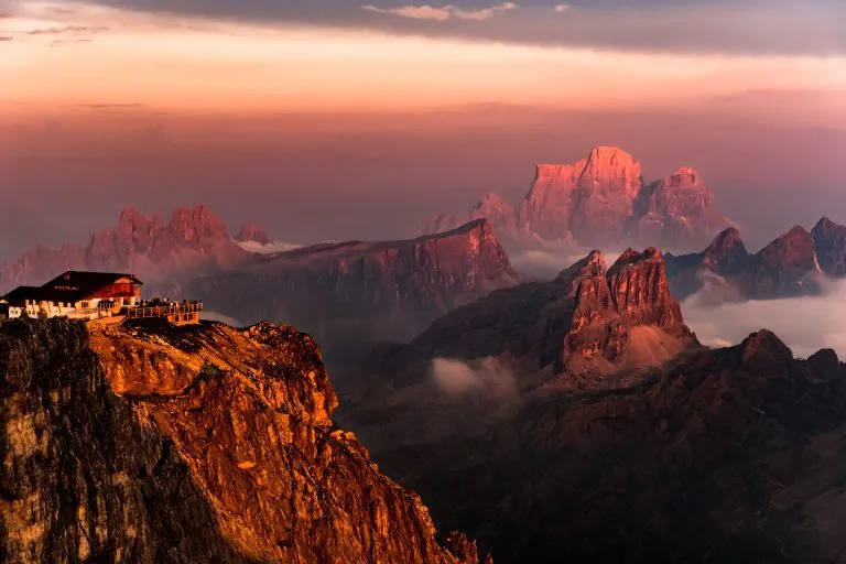 Rifugio Lagazuoi sunset