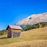 Hütte auf der Plätzwiese vor dem Dürrenstein, Dolomiten, Südtirol