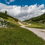 trail fanes valley before lago di limo